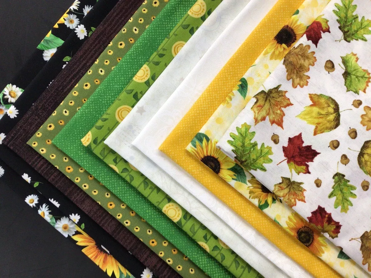 Sunflowers - PROMO Fat Quarter Bundle + PANEL - Sunflowers (11/1)