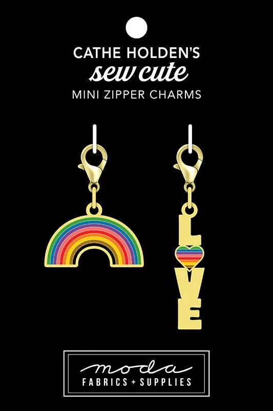 Zipper Pull Mini Rainbow Love 2ct,MODA #CH145